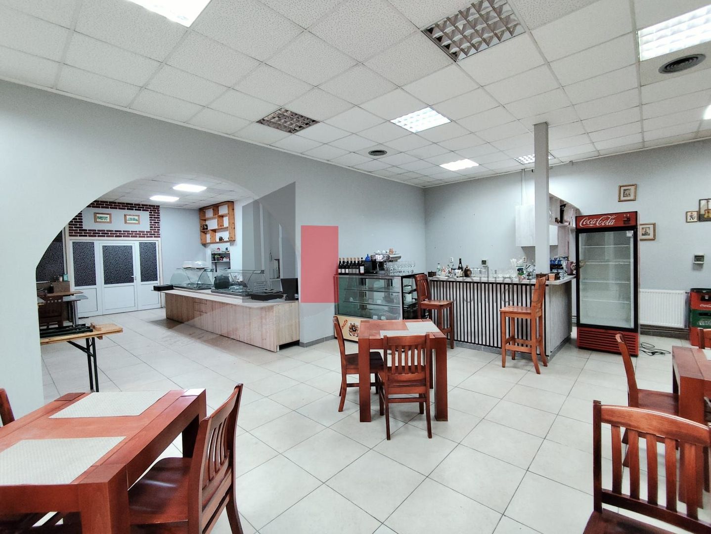 Spatiu de inchiriat in zona Dacia (Horeca/Restaurant/Cantina/Autoservire) - Poză 1