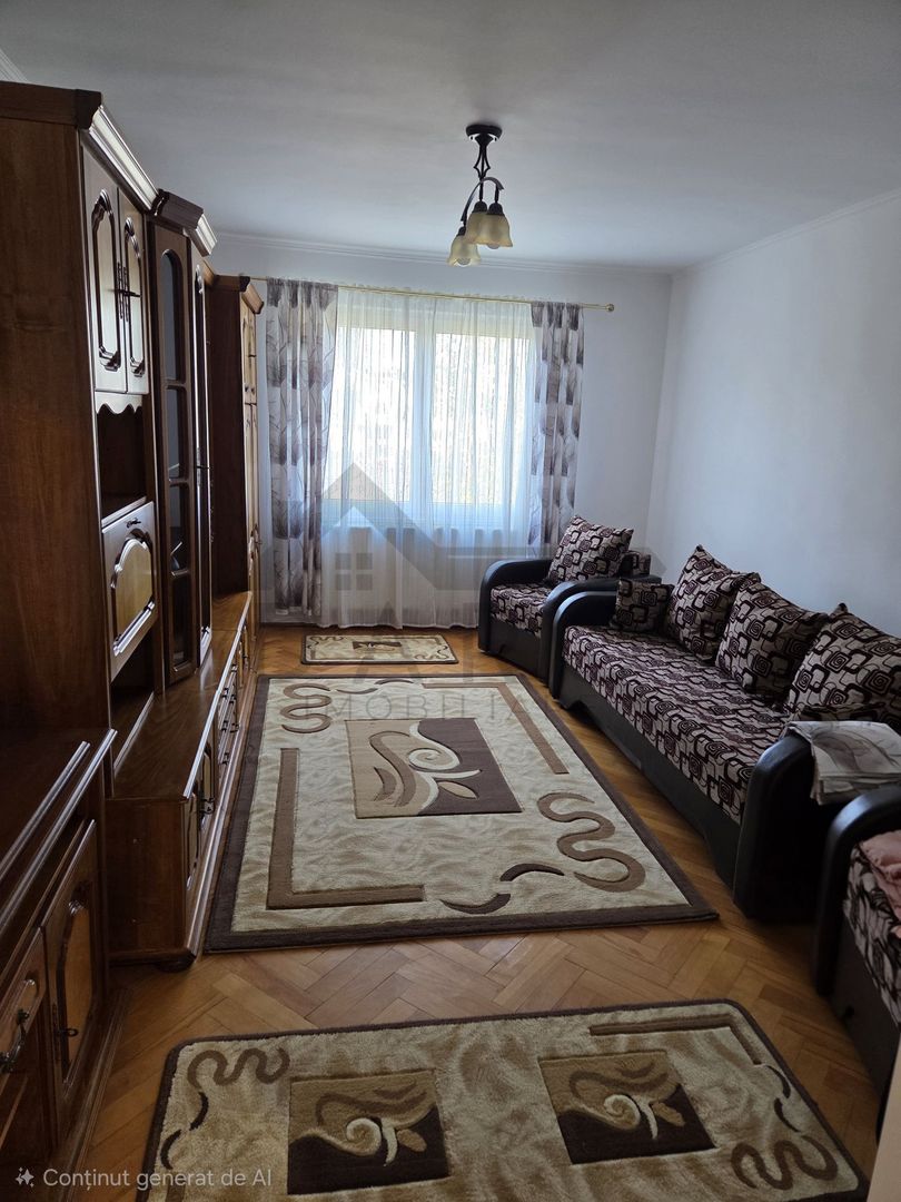 Închiriez apartament cu 3camere - Poză 1