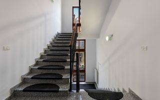 ULTRACENTRAL | Spatiu Comercial | Etaj 1 + Mansarda 450mp | Impecabil - Poză 10