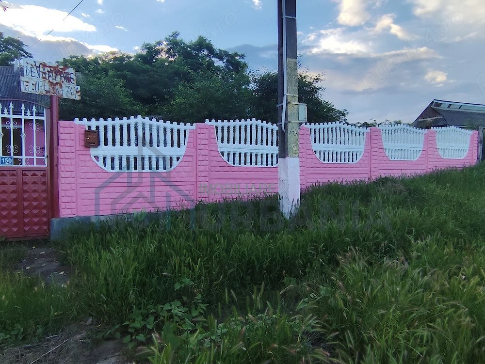 Casă de vânzare în Muncelul de Sus, com. Mogoșești-Siret, jud. Iași – 40 ari, 4 camere, 2 băi, 2 bucătării - Poză 1