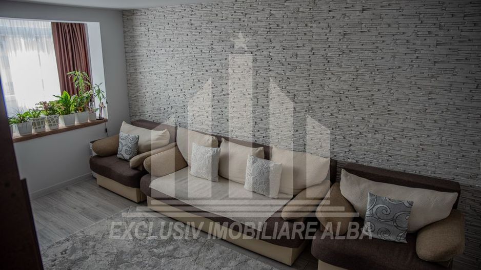 Apartament cu 2 camere decomandate, 2 bai, etaj intermediar, Ampoi 1 - Poză 2