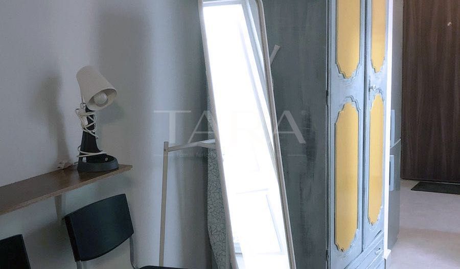Apartament 1 cameră, nișă de dormit, renovat, Facultatea de Litere. - Poză 4