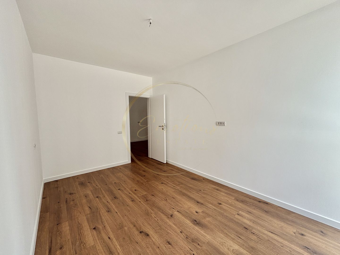 COMISION 0 %  | Apartament 2 camere - Campeador | Curte 17mp - Poză 3