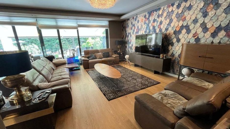 Băneasa Park | Casă Semimobilată de Vânzare - Poză 1