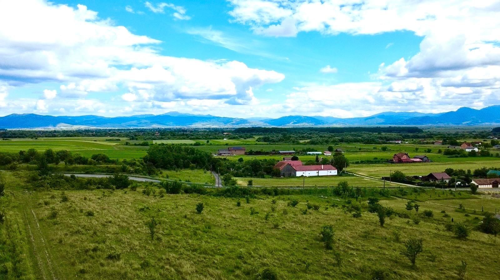 Lot intravilan de 854 mp situat în Hărman, zona Podul Olt - Poză 6
