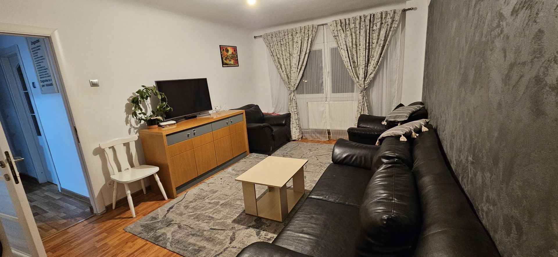 Apartament 4 camere decomandat- Cornitoiu, Unitatea Militara - Poză 1