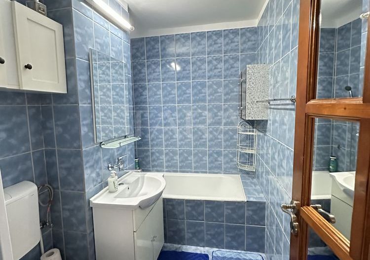 Apartament cu 4 camere decomandate, etaj 1, zona Iulius Mall. - Poză 4