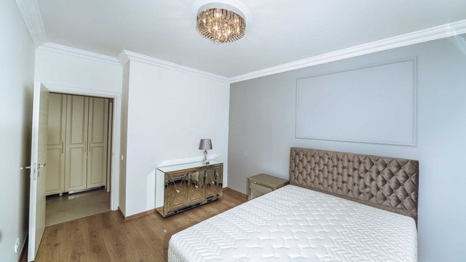 APARTAMENT DE LUX IN COMPLEX SOHO UNIRII - Poză 10