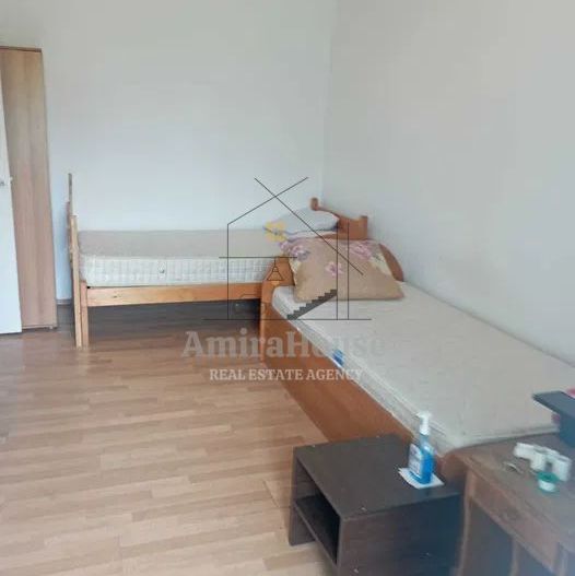 Garsoniera de inchiriat etaj 2 zona str Tasnad - Poză 1