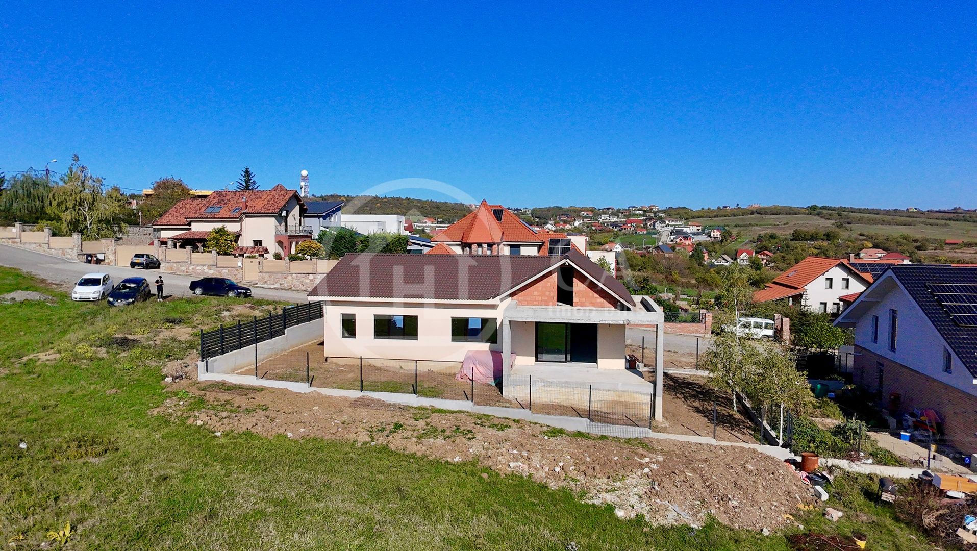 Casă de vânzare cu 4 camere în zona de Dealuri, Oradea - Poză 3