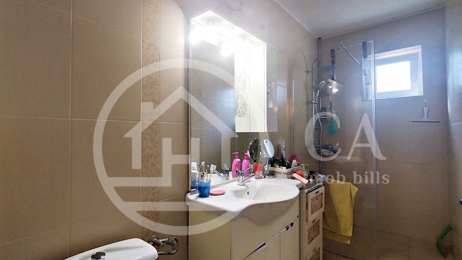 Casa de vanzare cu 5 camere in Santandrei, Bihor - Poză 5