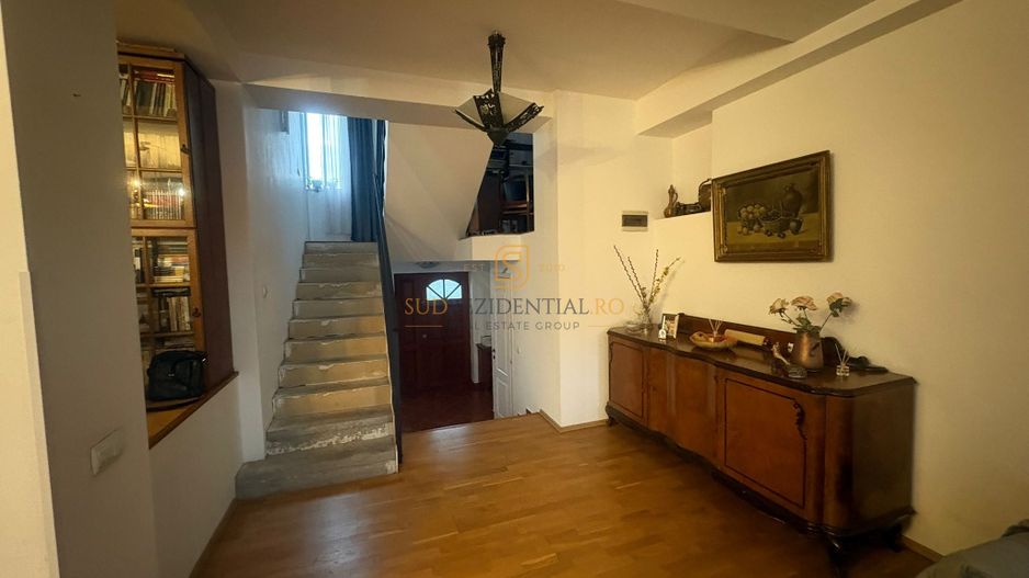 Casa individuală, 166mp, 7 camere, acces metrou C. Brancoveanu - Poză 2