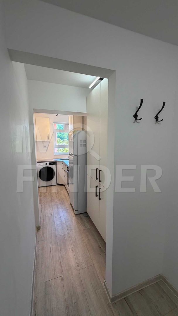 2 Camere Renovat Decomandat Plopilor - Poză 2