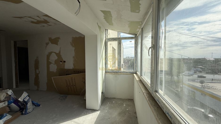 De vanzare Apartament 3 camere Gellert Sandor 71MP/Dubla Orientare - Poză 11