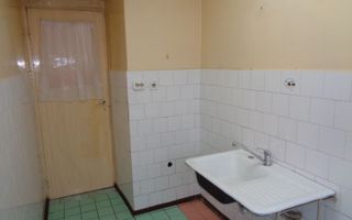 Apartament proaspat renovat de vanzare! - Poză 1