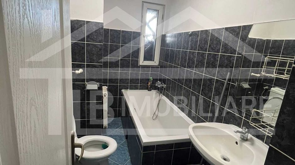 Apartament cu 2 camere, 40mp, decomandat, Zona UMFST - Poză 5