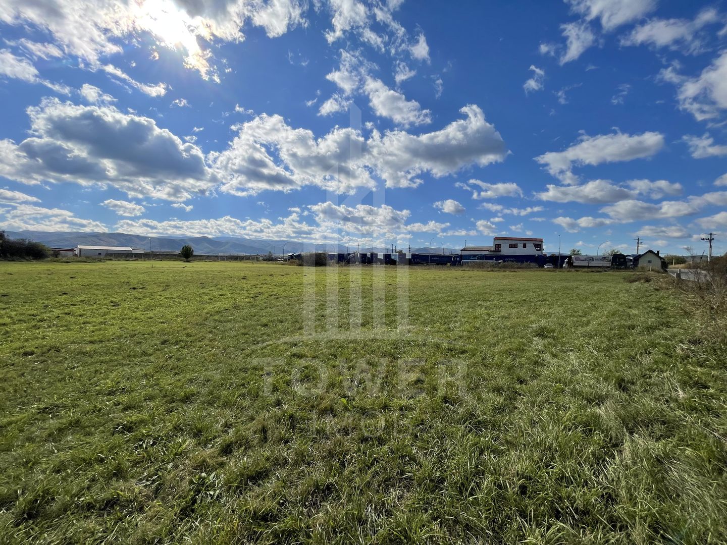 Teren industrial de vânzare în Cristian – 6.000 mp, deschidere la drum asfaltat - Poză 7