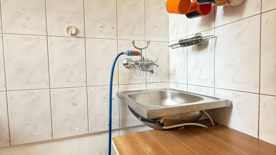 Garsoniera cu balcon | 30 mp  | Piata Mihail Kogalniceanu |  Etaj 1 - Poză 10