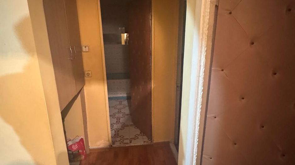 Apartament 4 camere de vânzare – zonă Școala 8 - Poză 4