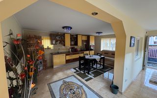 VILA 5 CAMERE, TEREN 600 MP, RUCAR - Poză 2