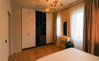 Oportunitate investitie! Vanzare casa cu 3 apartamente in Europa! - Poză 19