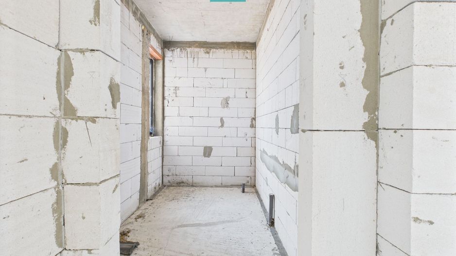 Casă nouă la roșu în Mândruloc - Poză 14