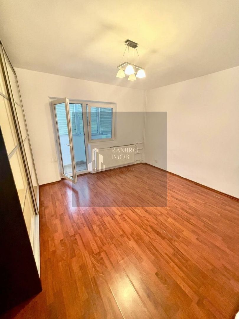 Apartament 3 camere, Vitan, Nerva Traian, Metrou Timpuri Noi, renovat - Poză 1