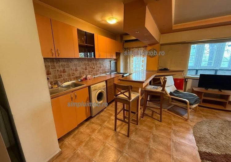 Garsoniera Spatioasa Utilata Mobilata Dristor Baba Novac - Poză 6