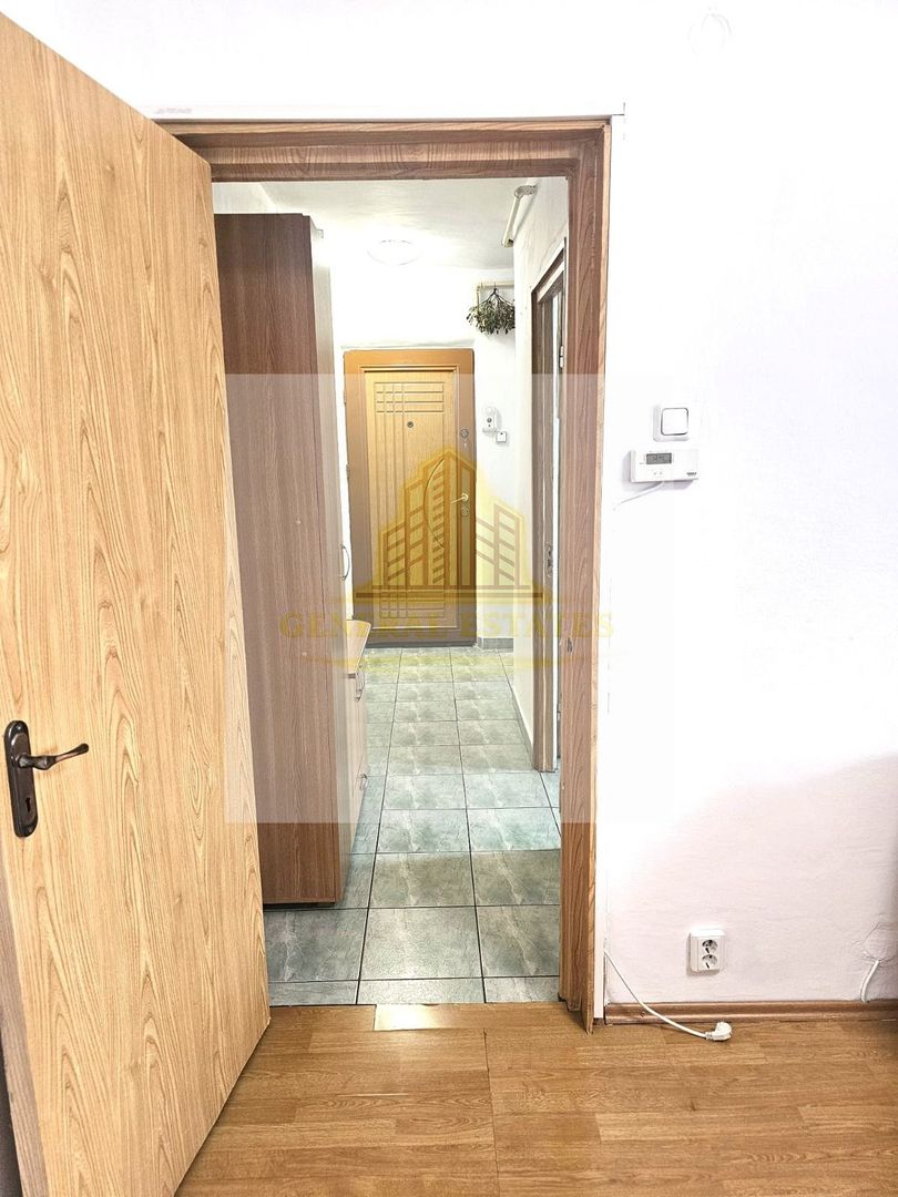 Apartament 2 camere decomandat-Zarnesti - Poză 8