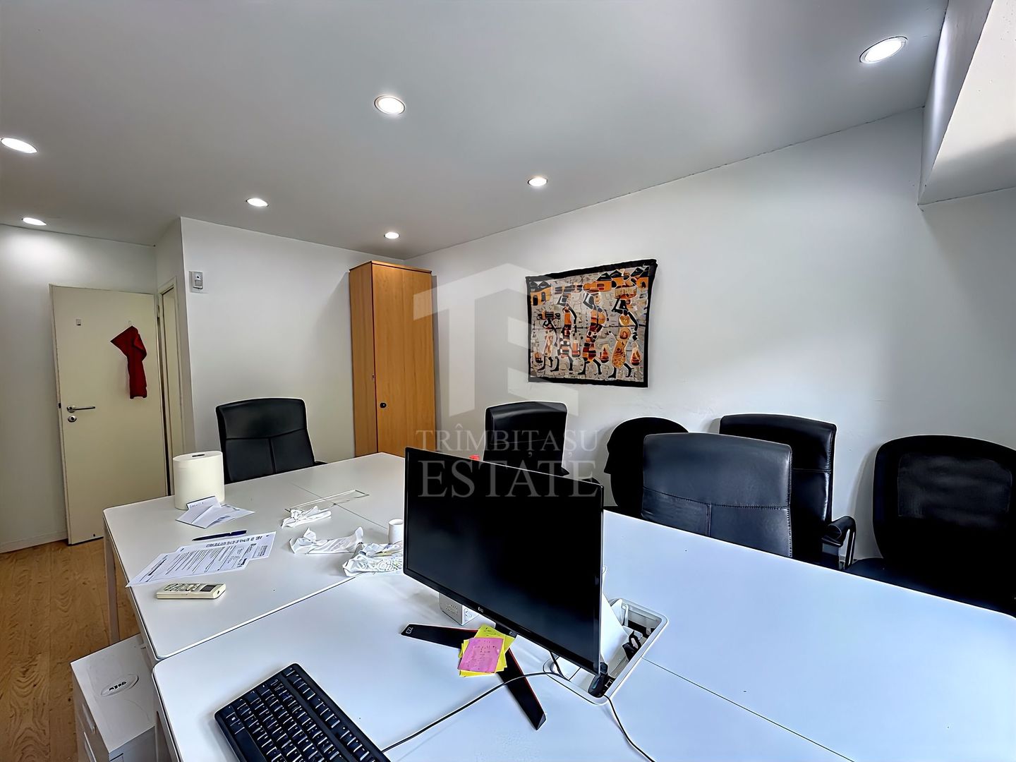 3 camere decomandat renovat etaj 2 an 1996 SU 86mp Decebal - Poză 7