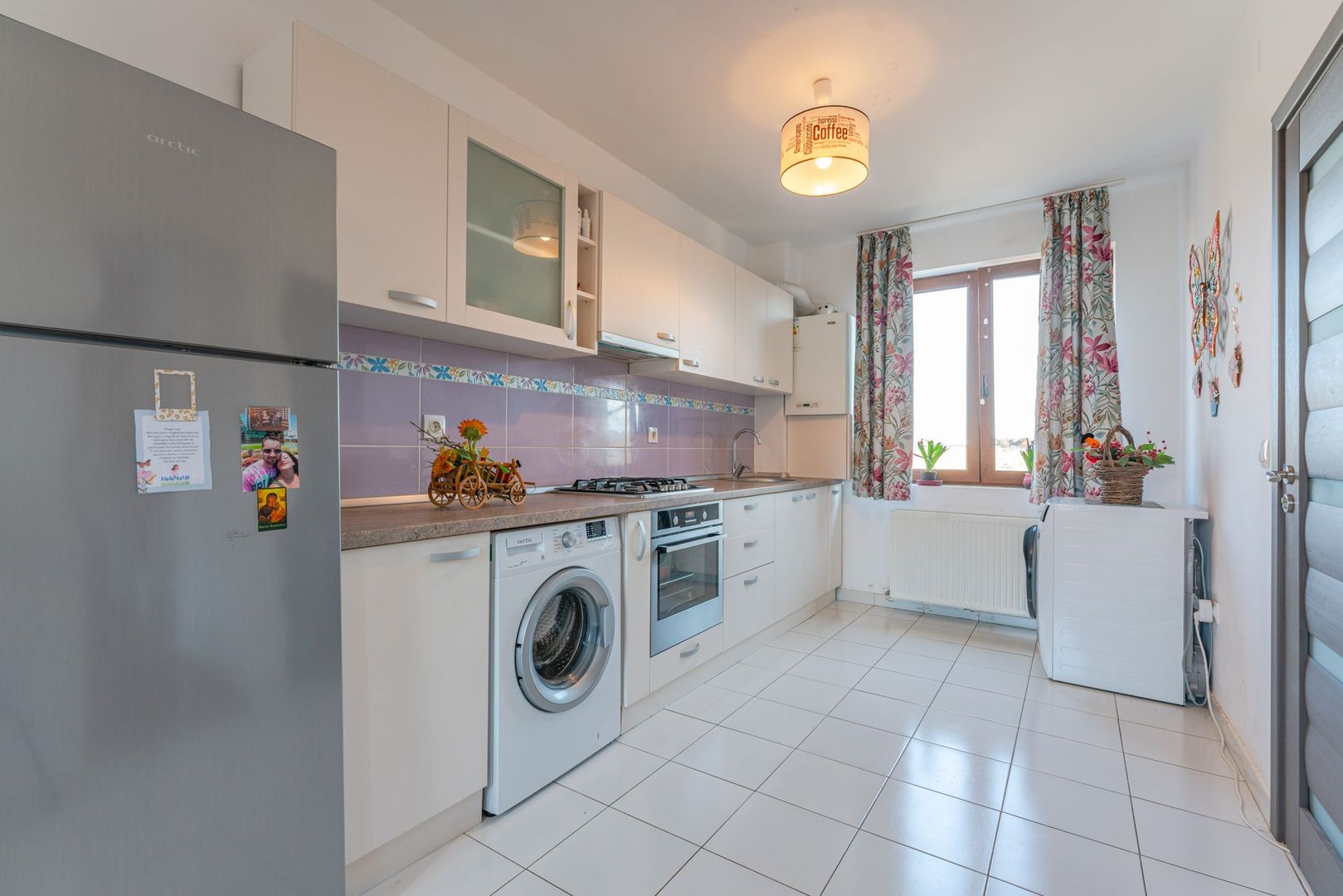 Casa insiruita compusa din 4 camere in Sanpetru - Poză 5