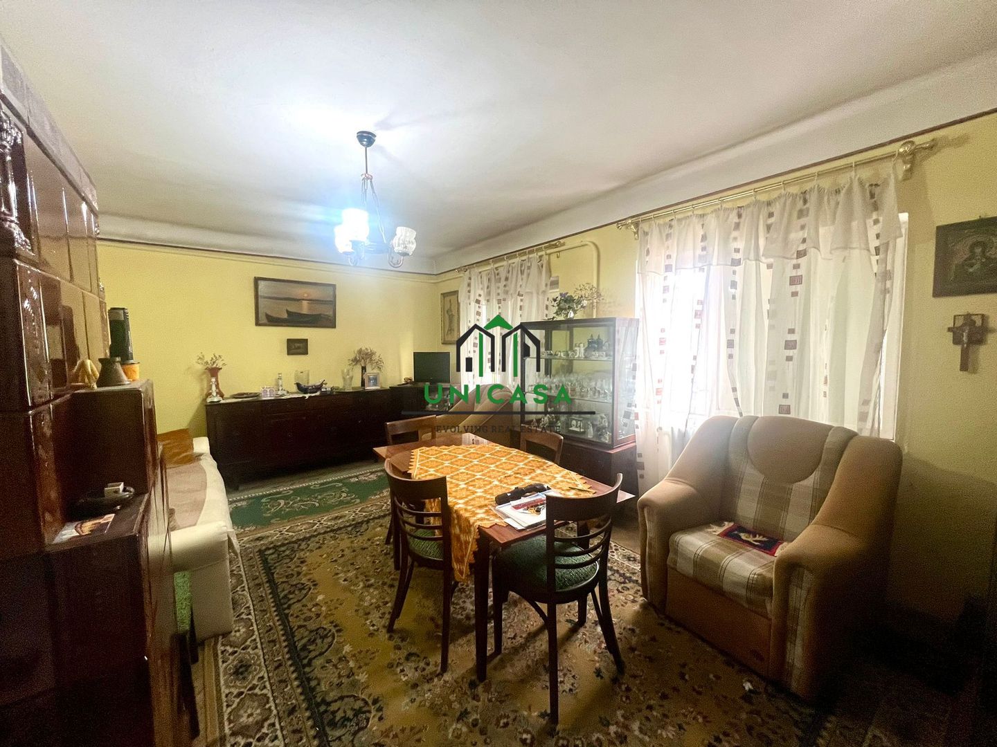 Casa Centru/ 4 camere / teren 920mp - Poză 3