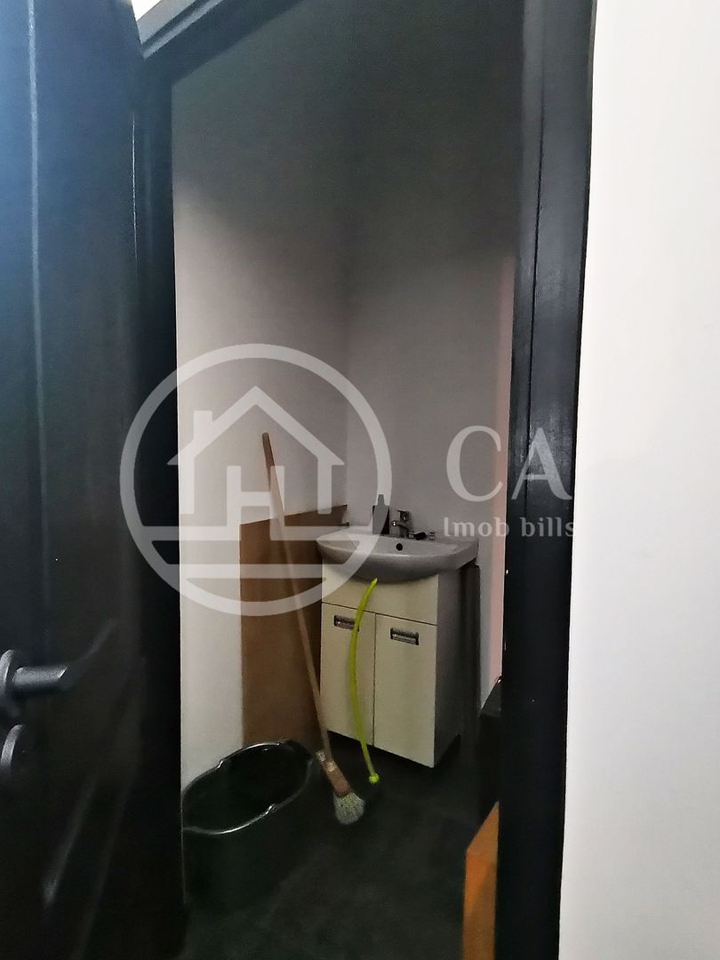 Spatiu comercial de inchiriat cu 3 camere Ultracentral, Oradea - Poză 5