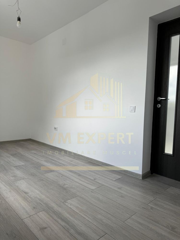 APARTAMENT 3 CAMERE ETAJ 2 CAMPULUNG - Poză 5