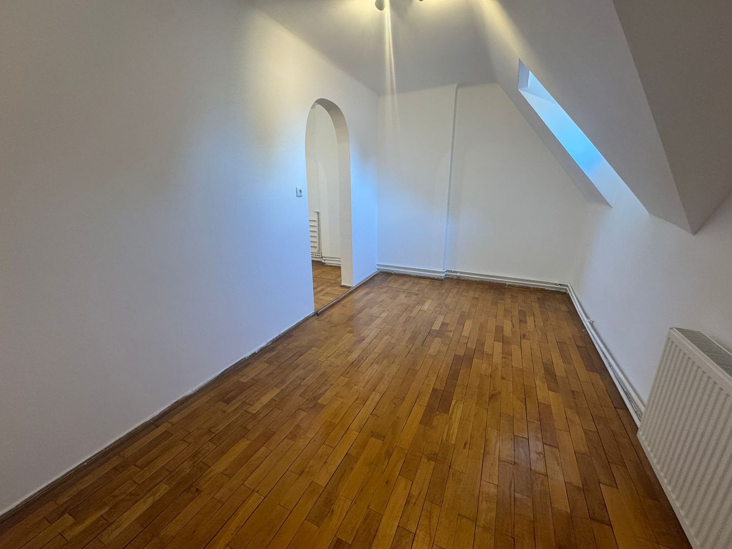 Apartament 3 Camere Nemobilat Pretabil Birou - Poză 4