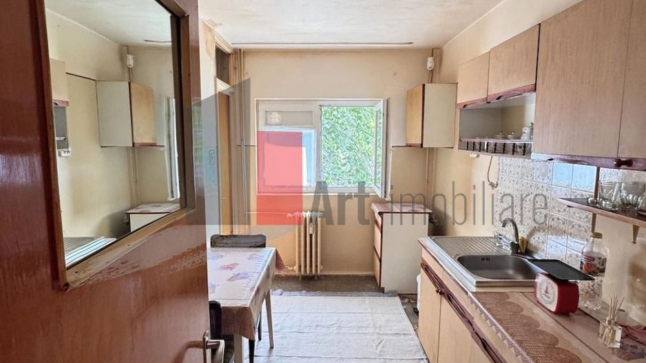 Vânzare apartament 2 camere Grădiștea - Poză 2