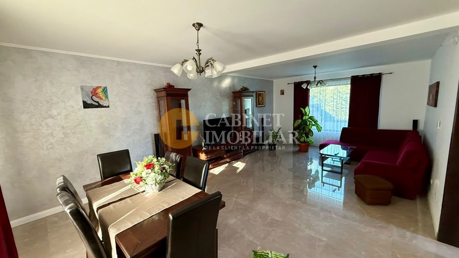 CASA 5 CAMERE--2 BAI--800MP TEREN-- LIBERA - Poză 1
