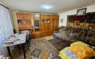 Casa cu 2 corpuri de cladire, 744 mp teren, toate utilitatile, Micesti - Poză 11