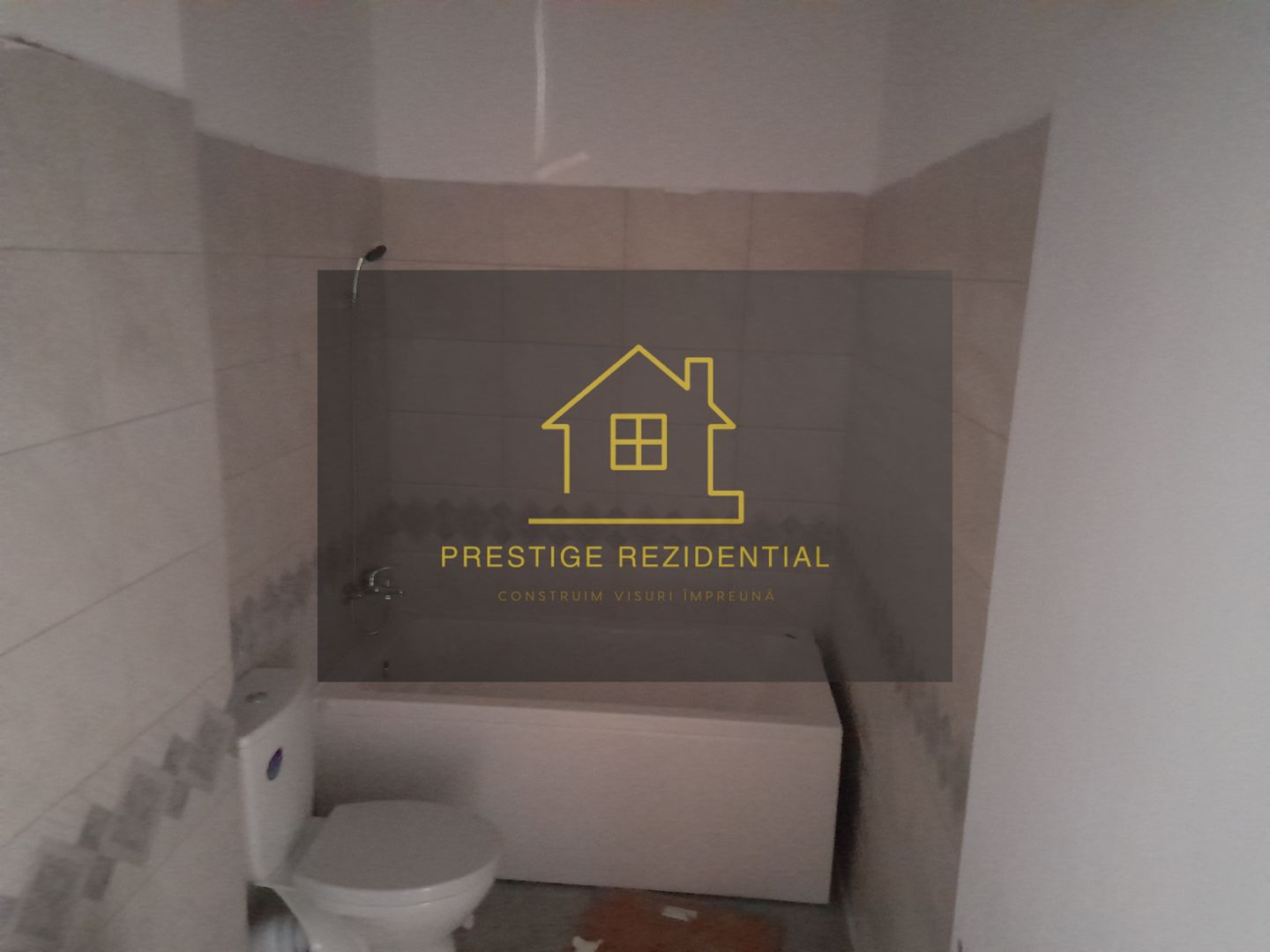 2 Cam, Parcare Inclusa, Titan-Pallady - Poză 7