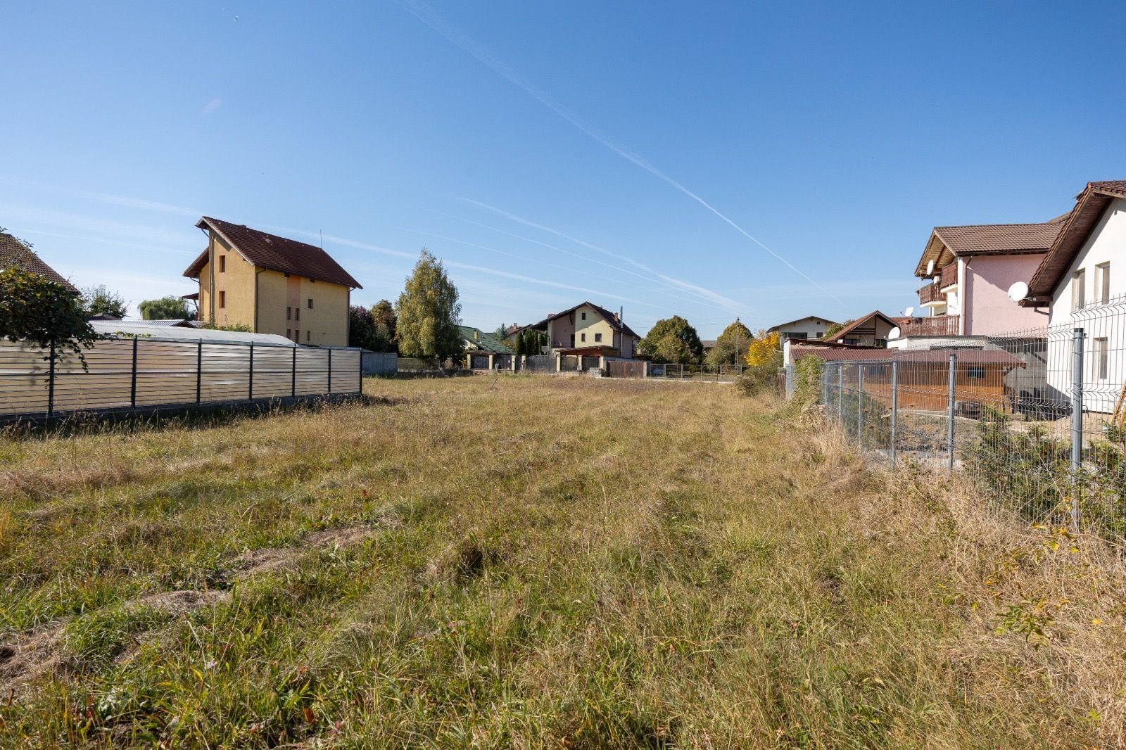 Teren intravilan de vanzare Cristian - 1.057 mp - Poză 3