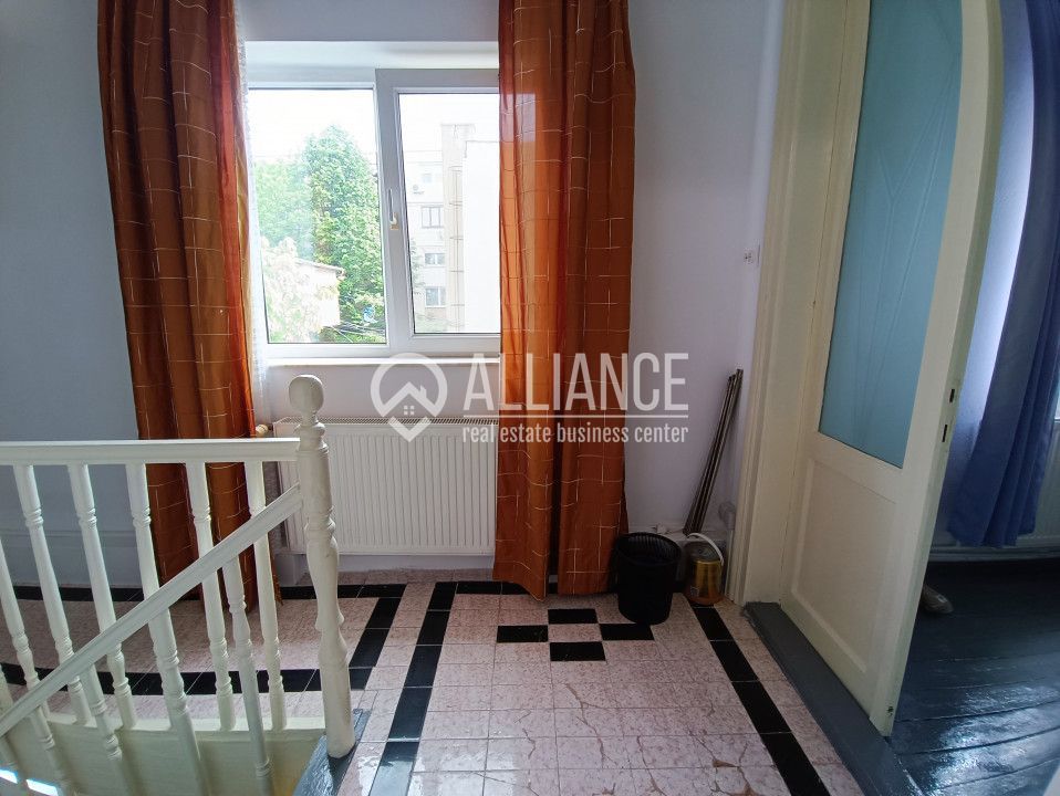 CENTRU SALA SPORTURILOR(COD03)- Casa interbelica si curte generoasa ! - Poză 55