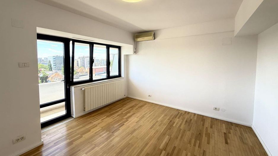 Polona - Duplex 256 mpu, 6 camere, etaje 6+7, panorama, terase 52 mp - Poză 12