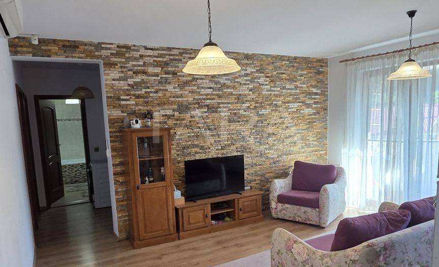Apartament cu 4 camere de vânzare în Florești, zona Tăuțului. - Poză 2