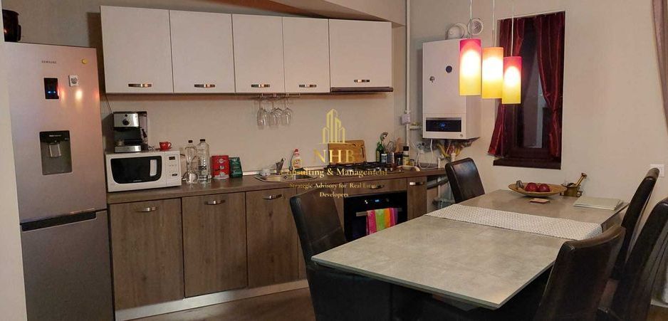 Apartament 3 camere - Zona Damaroaia - Poză 9