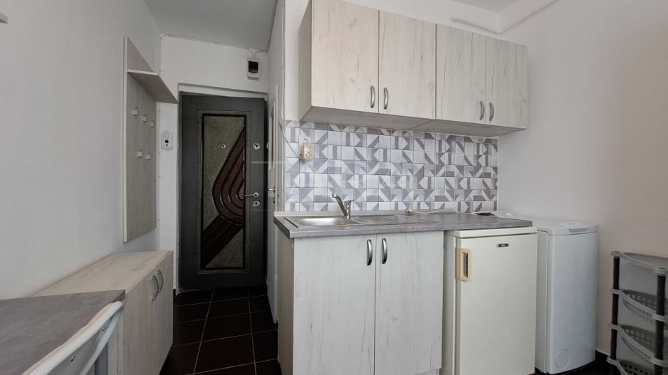 Garsonieră de vânzare în zona Gârbău - Poză 1