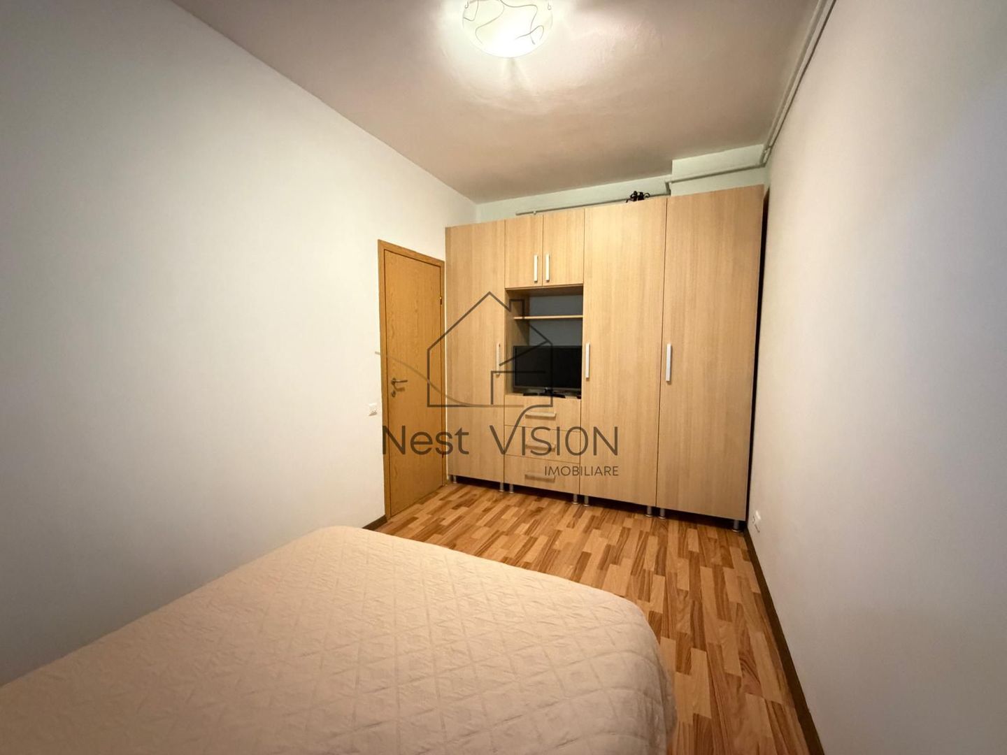 3 camere | 61 mp | Etaj 1 | Mobilat complet | Gata de mutat | Strand - Poză 3