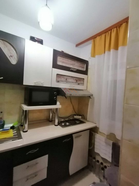 Garsoniera, zona centrala, renovata si mobilata, Campina, Prahova - Poză 2