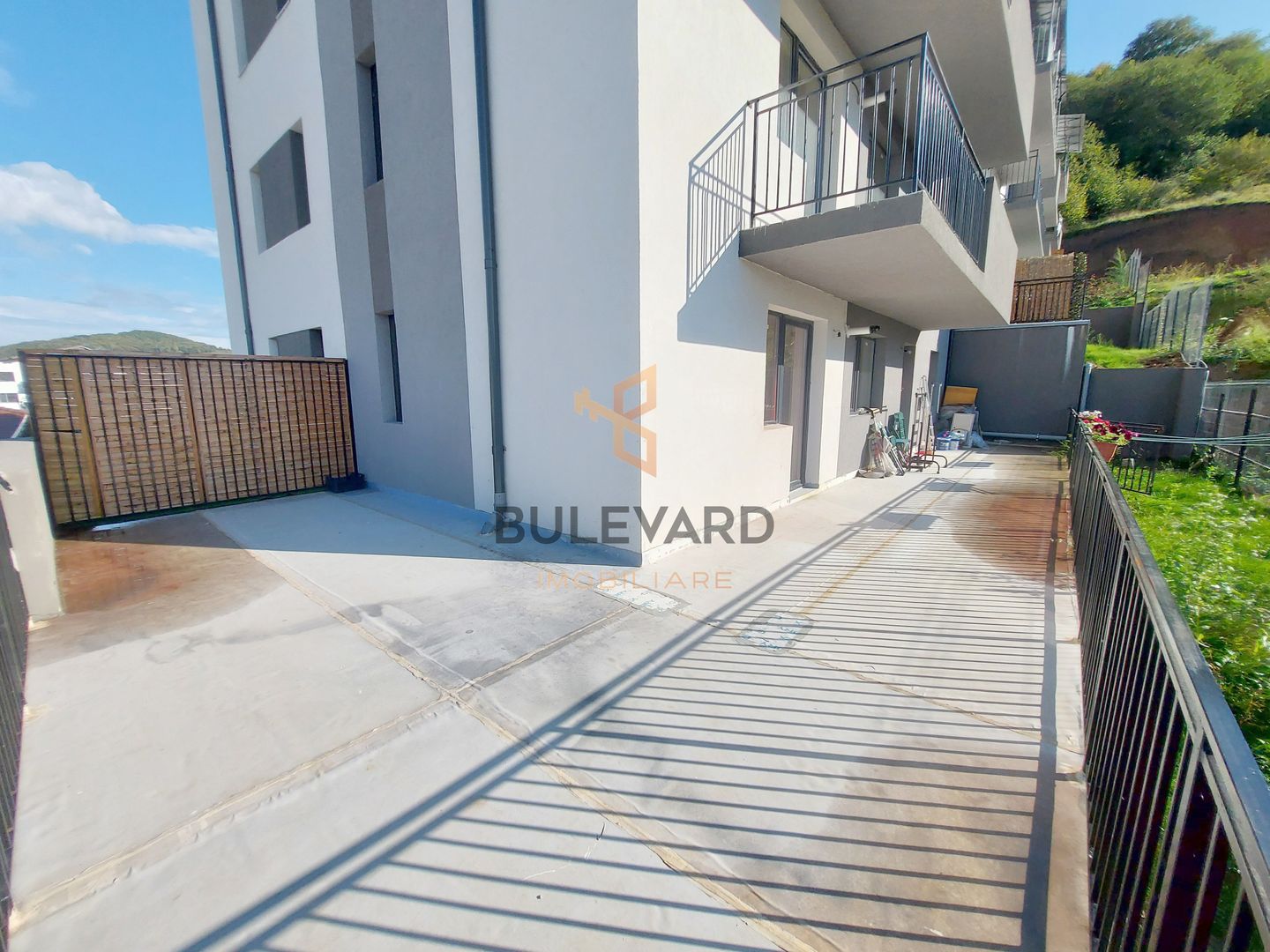 Apartament cu 3 camere + Terasa 60 mp! - Poză 7