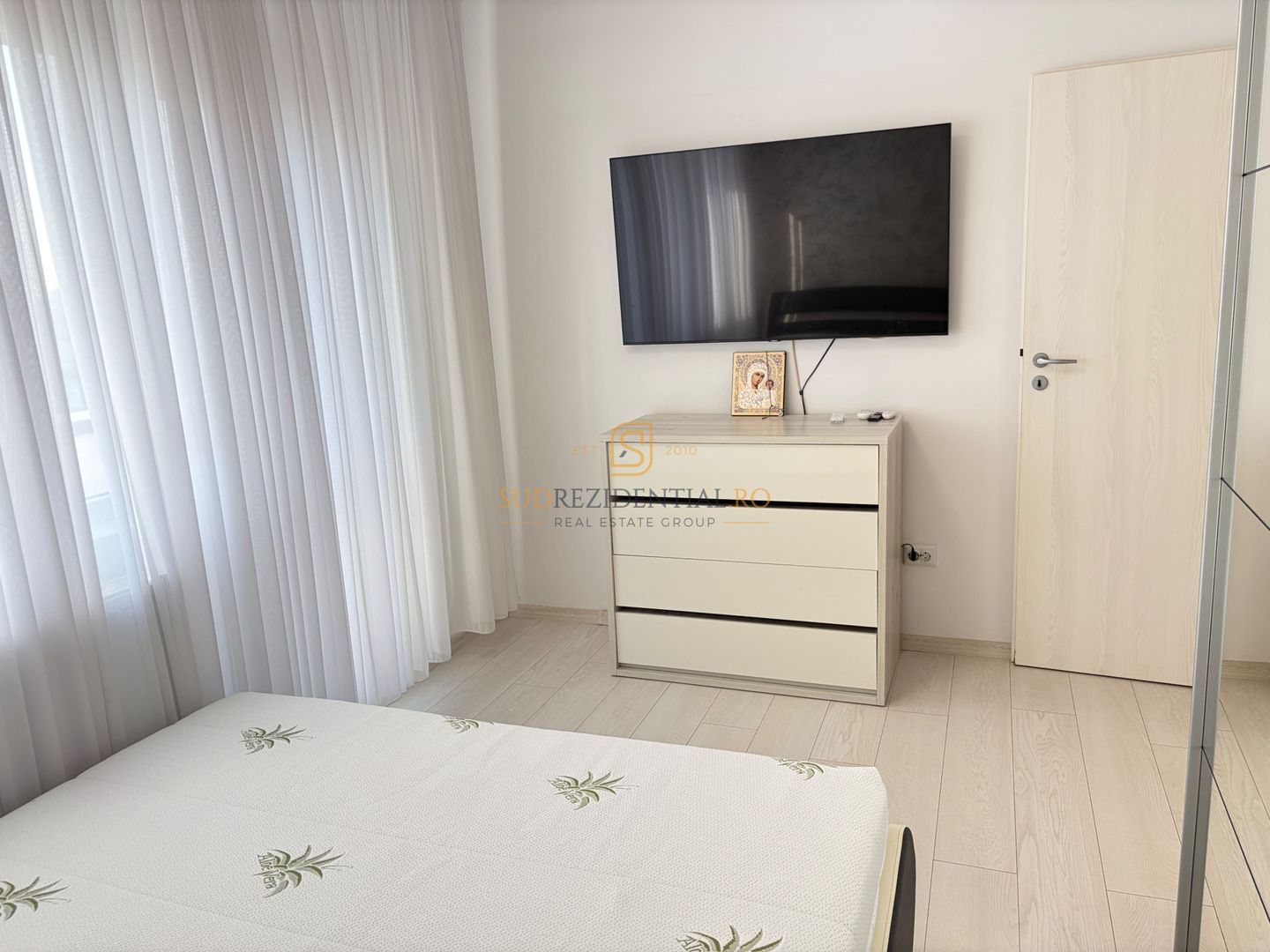 De inchiriat! Apartament 2 camere decomandat, mobilat si utilat - Poză 3