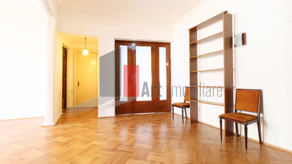 Apartamentul "DEKORA", bloc Art Deco, interior compartimentat de exceptie - Poză 27